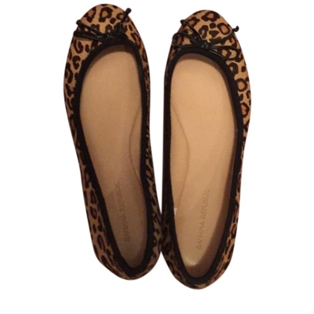 Banana Republic leopard flats, size 8.5